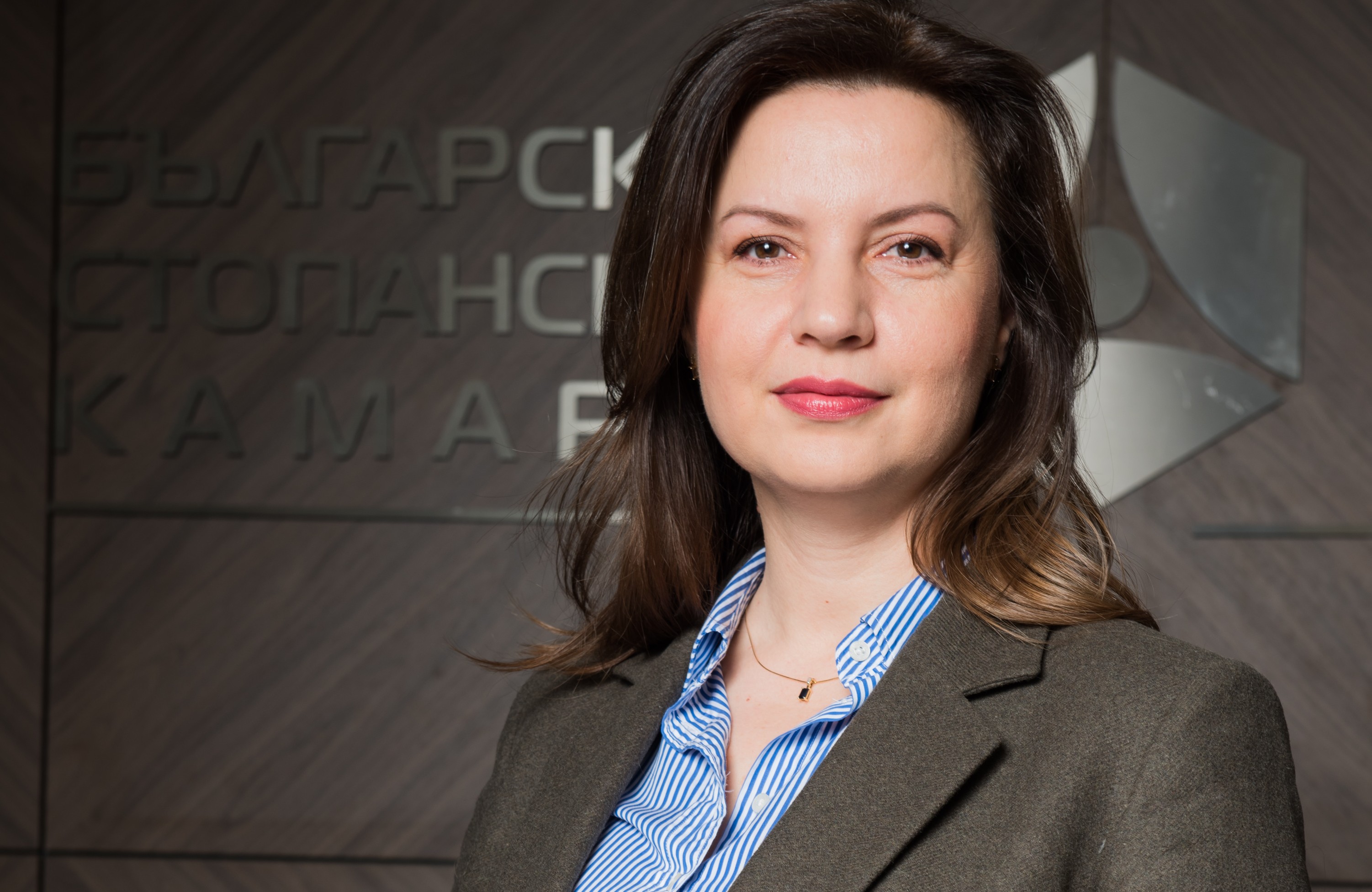 Мария Минчева: Бъдете добри професионалисти, а не кариеристи